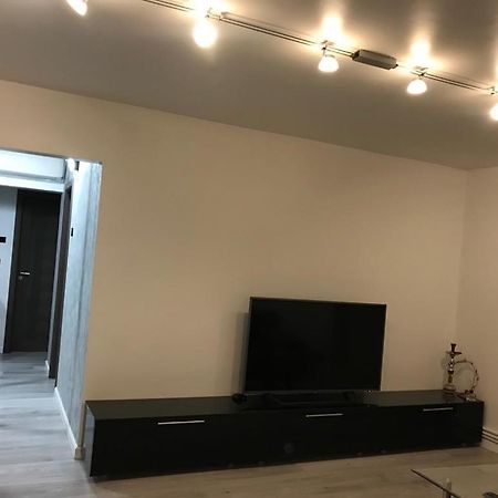 Elegant & Silver Luxury Apartament Крайова Екстер'єр фото