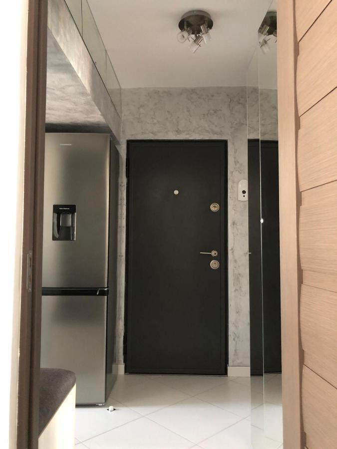 Elegant & Silver Luxury Apartament Крайова Екстер'єр фото